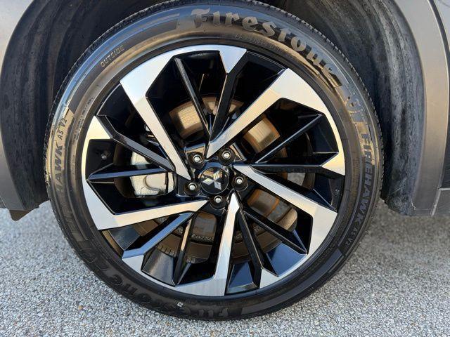 used 2024 Mitsubishi Outlander car, priced at $22,897