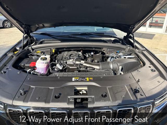 new 2025 Jeep Grand Cherokee car, priced at $64,911