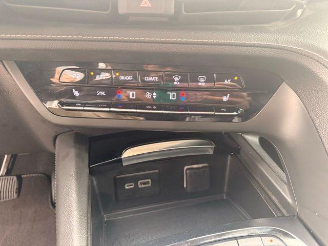 used 2023 Buick Envision car, priced at $23,994