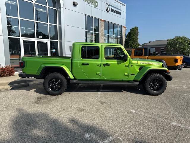 new 2025 Jeep Gladiator car, priced at $45,287
