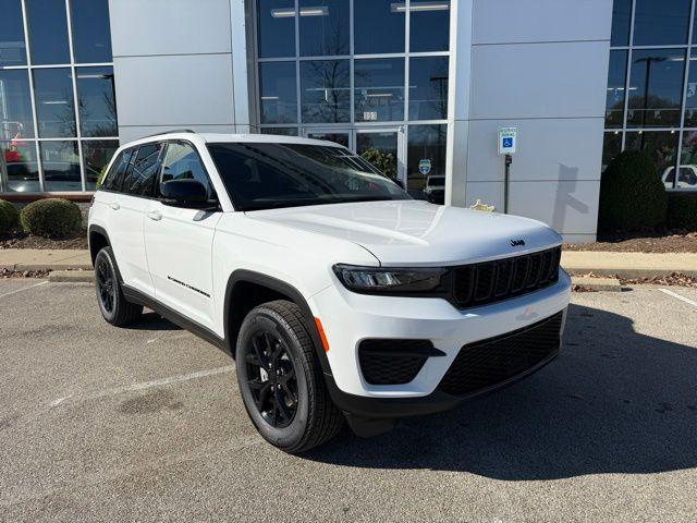 new 2025 Jeep Grand Cherokee car, priced at $40,784