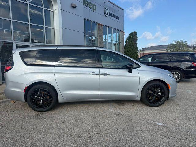 new 2026 Chrysler Pacifica car, priced at $44,200