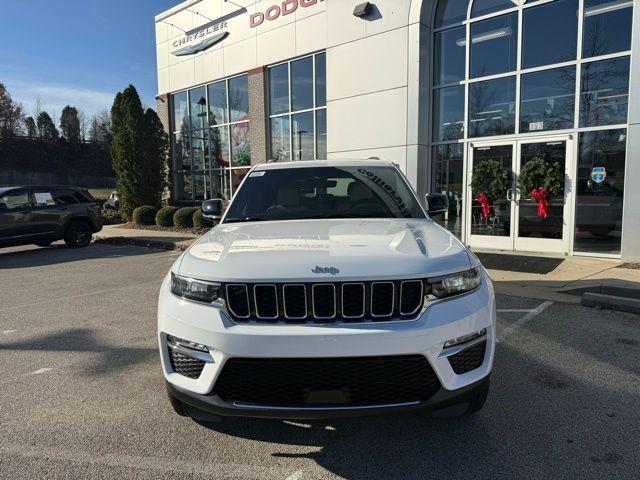 new 2025 Jeep Grand Cherokee car, priced at $42,003