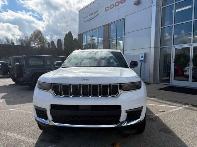 new 2025 Jeep Grand Cherokee L car, priced at $42,110