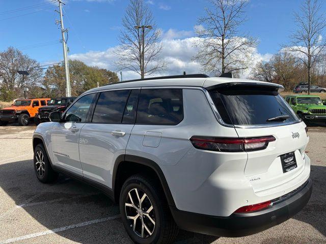 new 2025 Jeep Grand Cherokee L car, priced at $42,110
