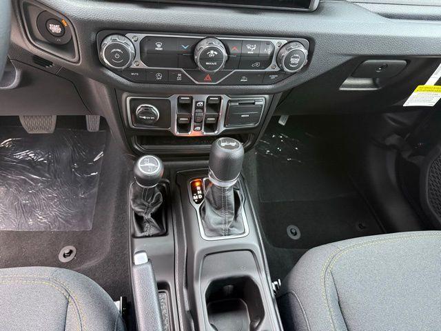 new 2026 Jeep Wrangler car, priced at $42,985