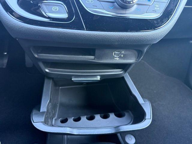 new 2026 Chrysler Pacifica car, priced at $44,540