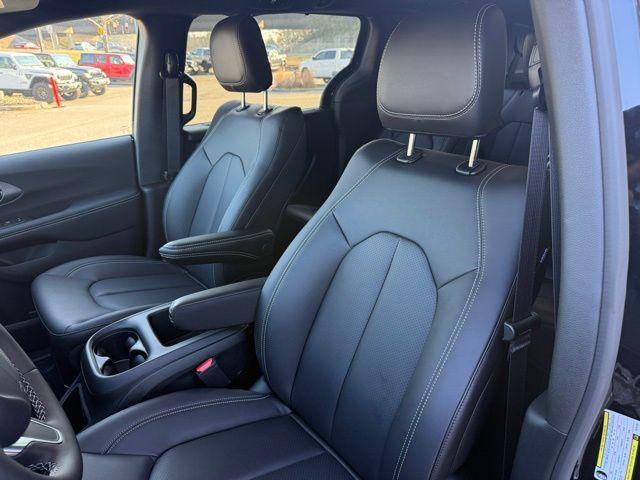 new 2026 Chrysler Pacifica car, priced at $44,540
