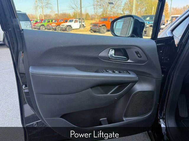 new 2026 Chrysler Pacifica car, priced at $45,040