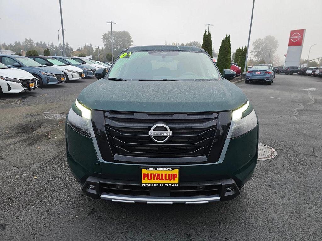 new 2025 Nissan Pathfinder car, priced at $46,017