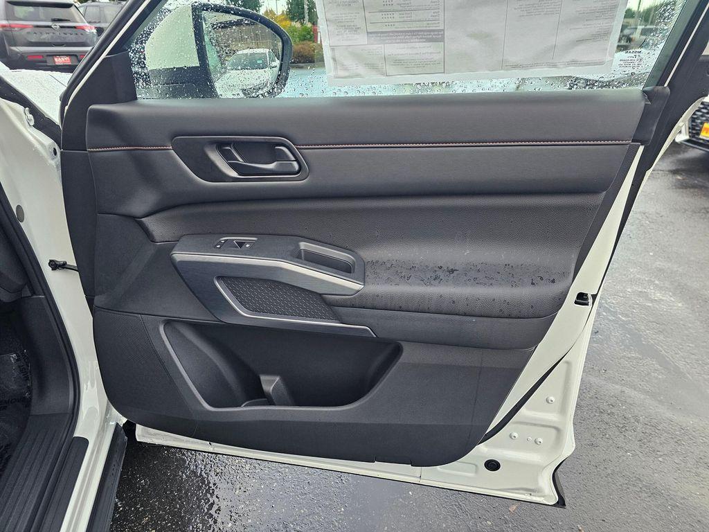 new 2025 Nissan Pathfinder car, priced at $44,437