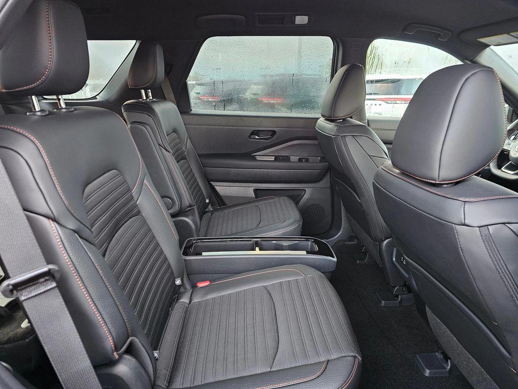 new 2025 Nissan Pathfinder car, priced at $44,437