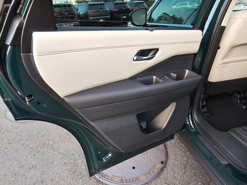 new 2025 Nissan Pathfinder car, priced at $44,413
