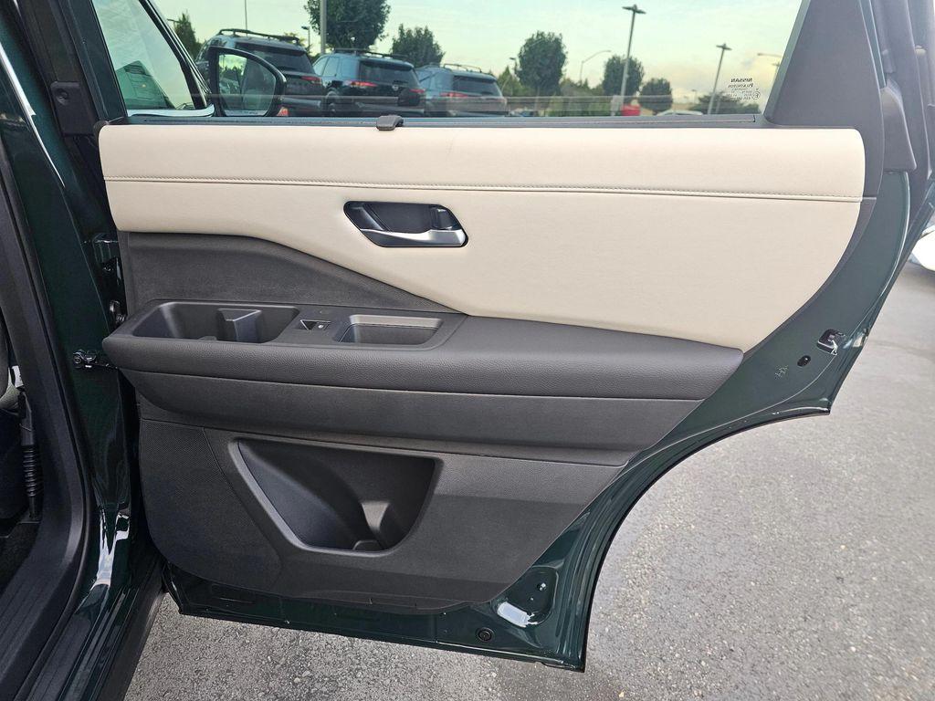 new 2025 Nissan Pathfinder car, priced at $44,413