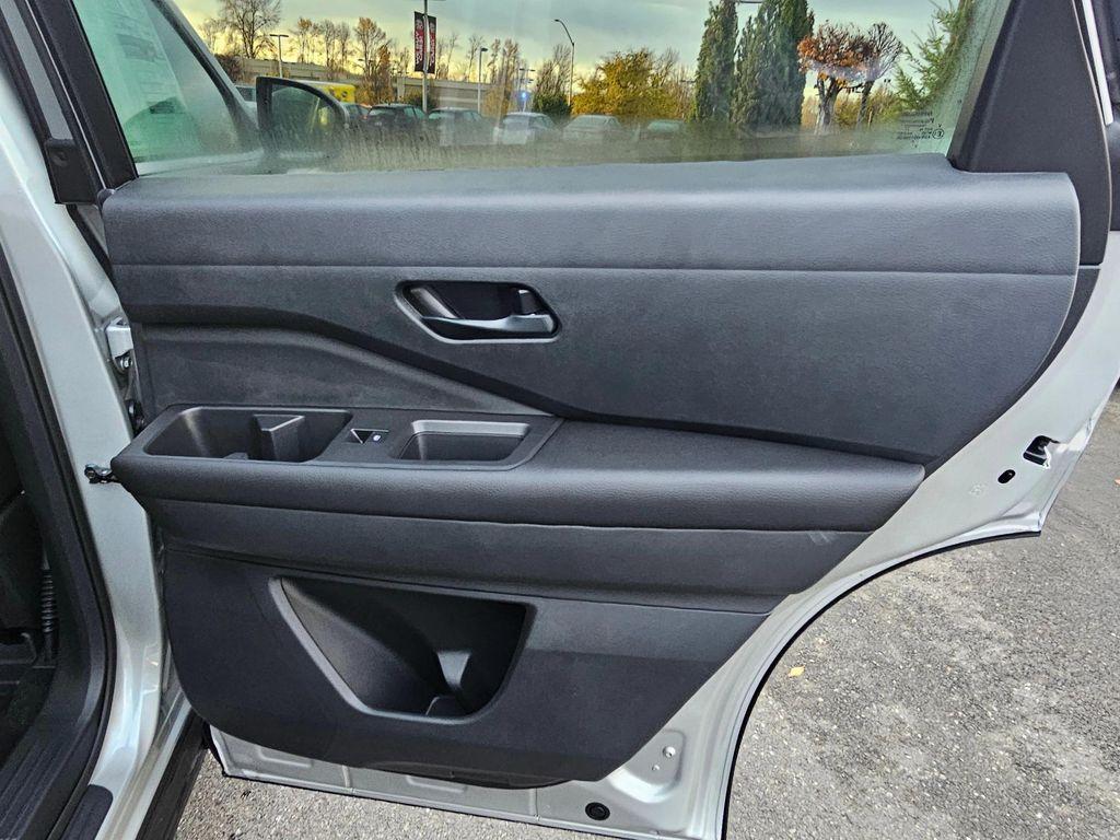 new 2025 Nissan Pathfinder car, priced at $43,629