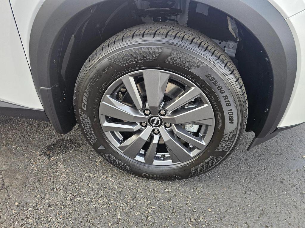 new 2025 Nissan Pathfinder car, priced at $44,035