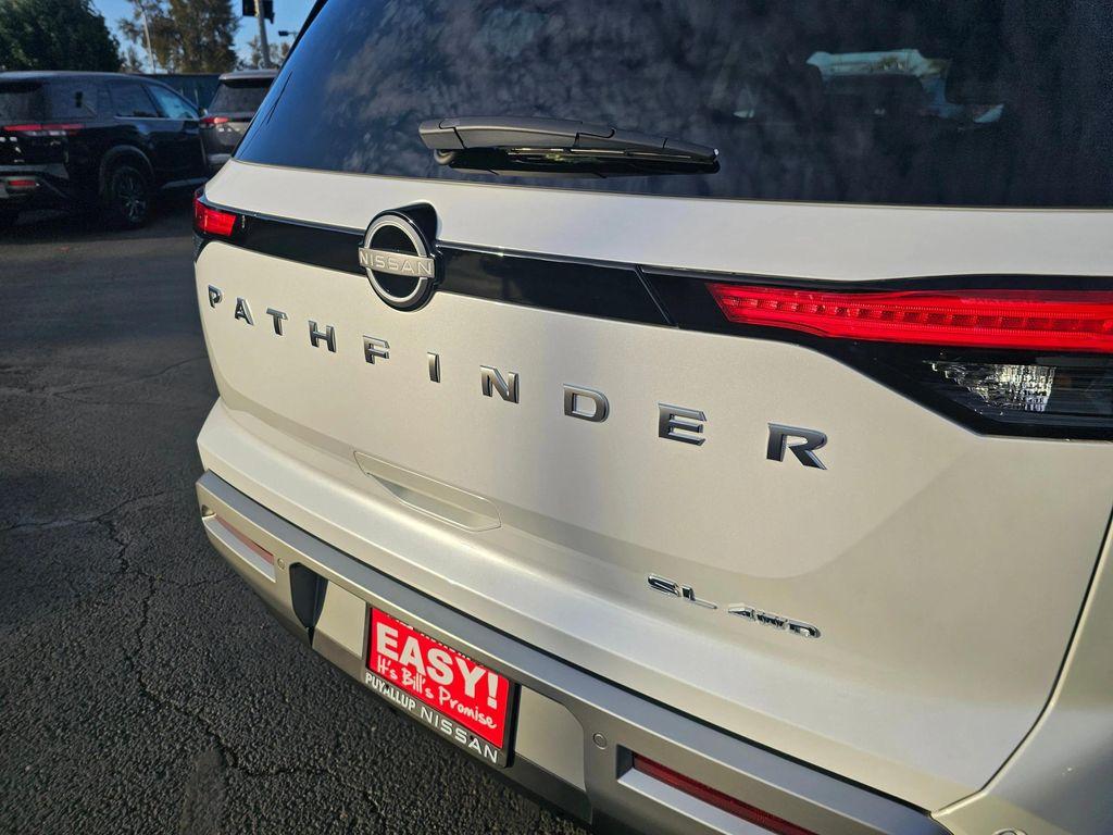 new 2025 Nissan Pathfinder car, priced at $45,091