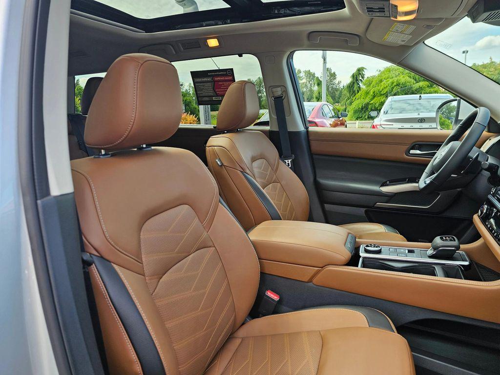 used 2024 Nissan Pathfinder car, priced at $43,995