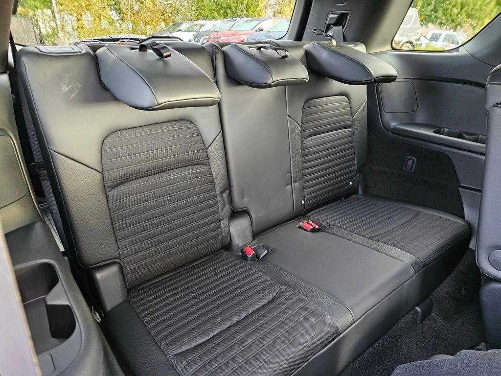 new 2025 Nissan Pathfinder car, priced at $44,437