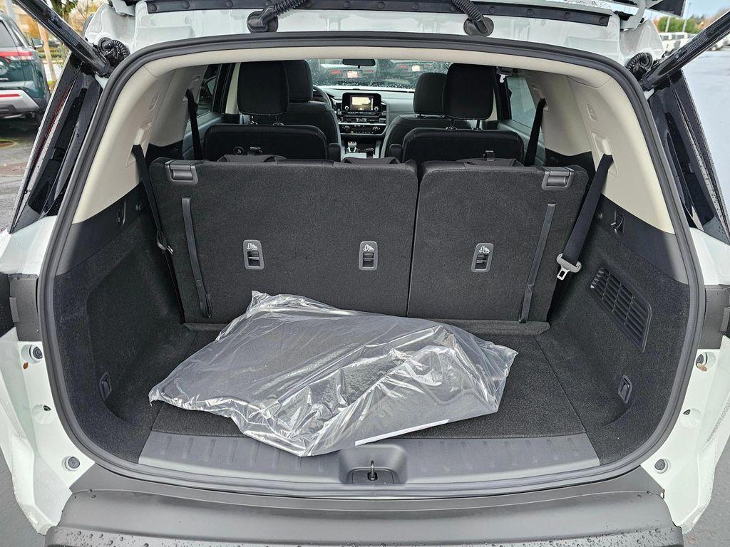 new 2025 Nissan Pathfinder car, priced at $44,035