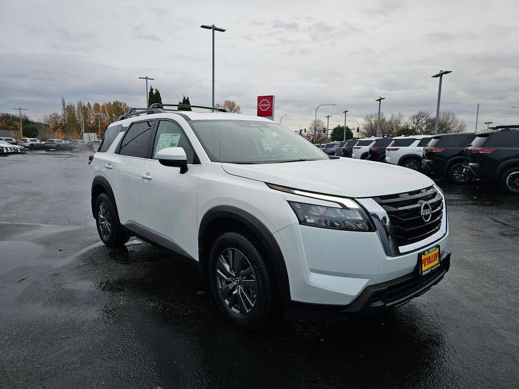 new 2025 Nissan Pathfinder car, priced at $44,035