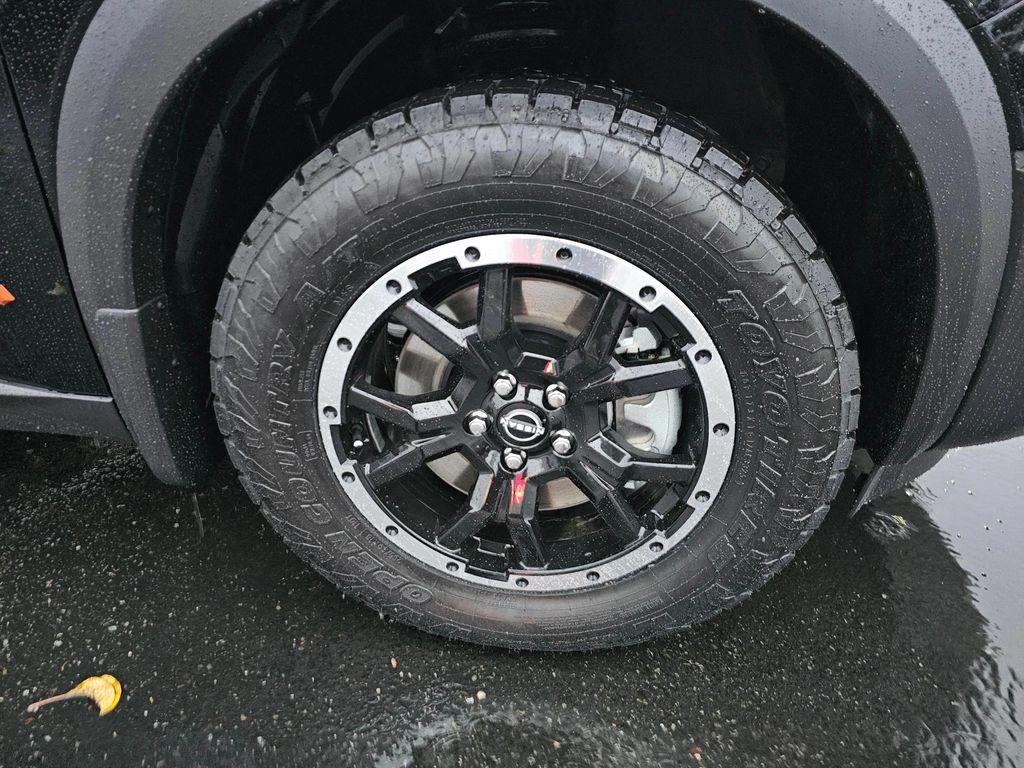 new 2025 Nissan Pathfinder car, priced at $44,437