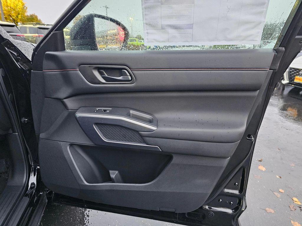 new 2025 Nissan Pathfinder car, priced at $44,437