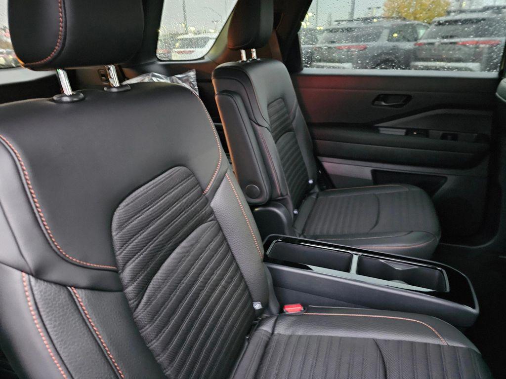 new 2025 Nissan Pathfinder car, priced at $44,437