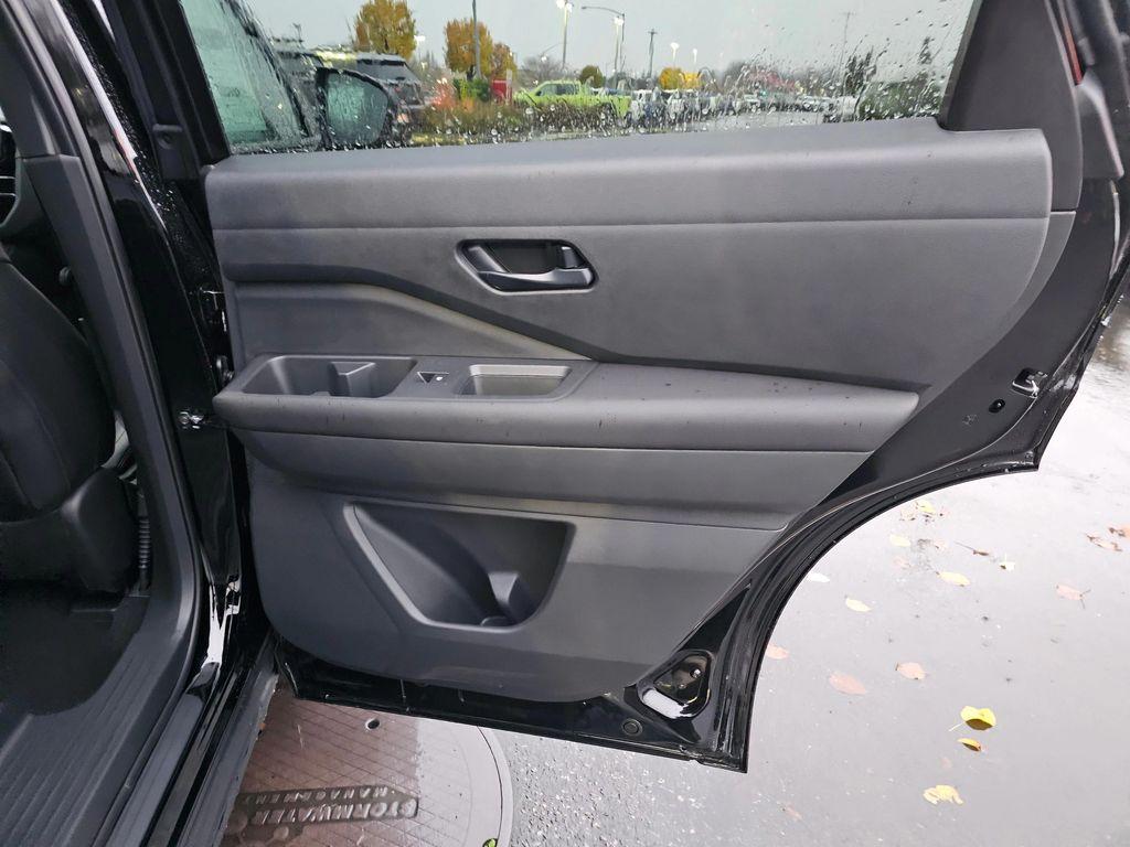 new 2025 Nissan Pathfinder car, priced at $44,437