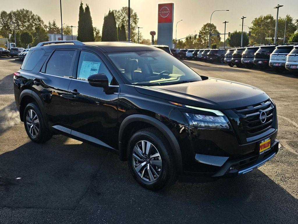 new 2025 Nissan Pathfinder car, priced at $44,750