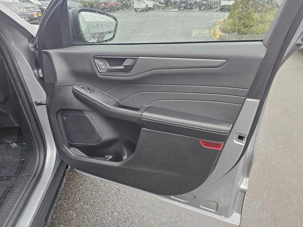 used 2024 Ford Escape car, priced at $21,595