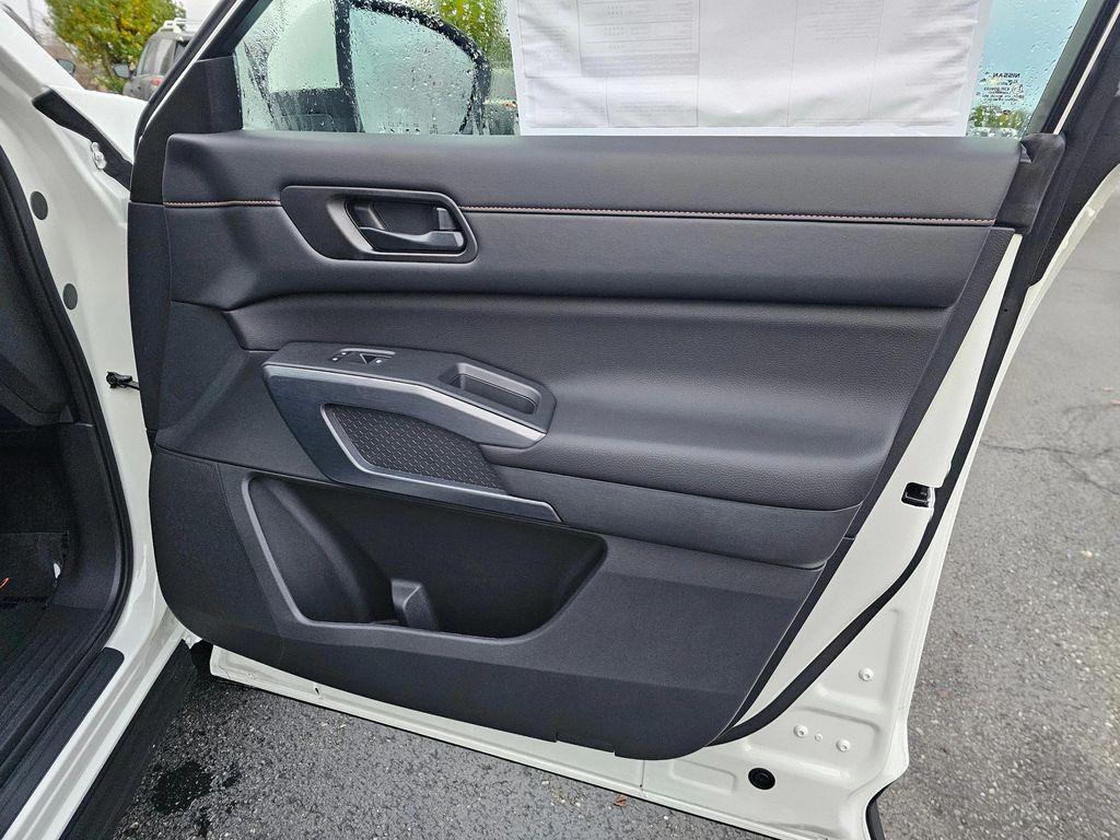 new 2025 Nissan Pathfinder car, priced at $44,437