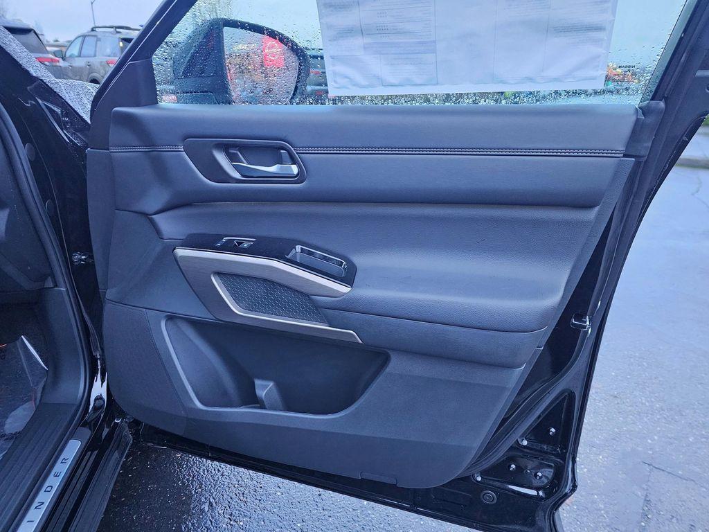 new 2025 Nissan Pathfinder car, priced at $50,881