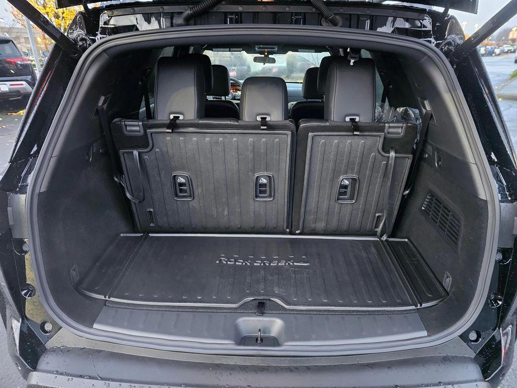 new 2025 Nissan Pathfinder car, priced at $44,437