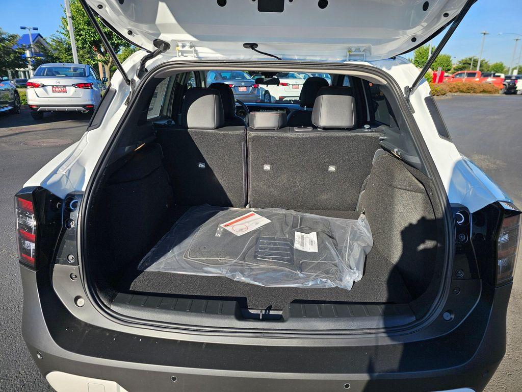 new 2025 Nissan Kicks car, priced at $30,799