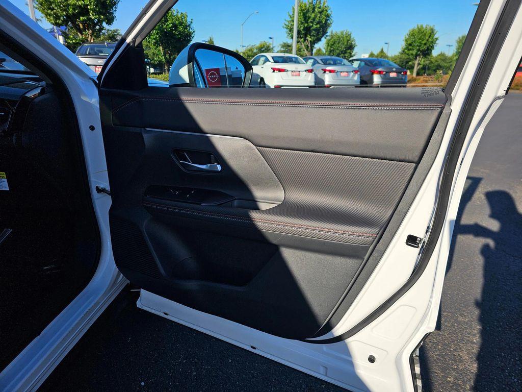 new 2025 Nissan Kicks car, priced at $30,799