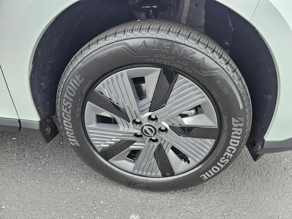 new 2025 Nissan Murano car, priced at $45,789