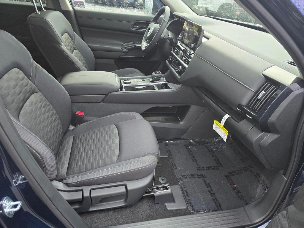 new 2025 Nissan Pathfinder car, priced at $43,629