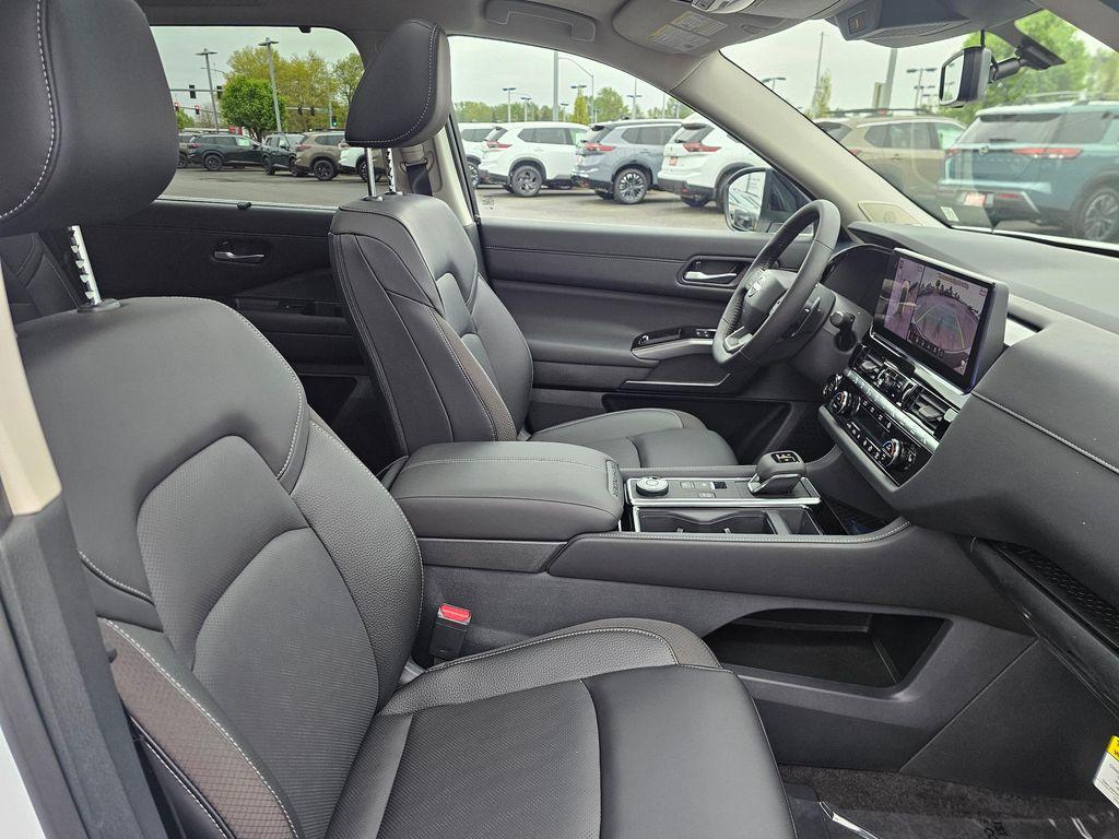 new 2026 Nissan Pathfinder car, priced at $50,650