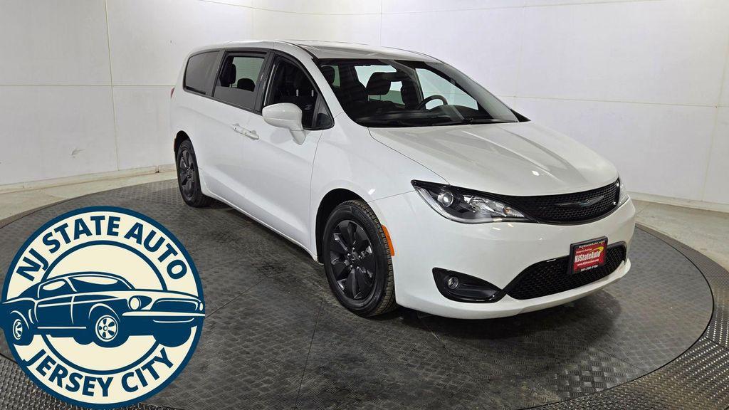 used 2020 Chrysler Pacifica Hybrid car, priced at $16,750