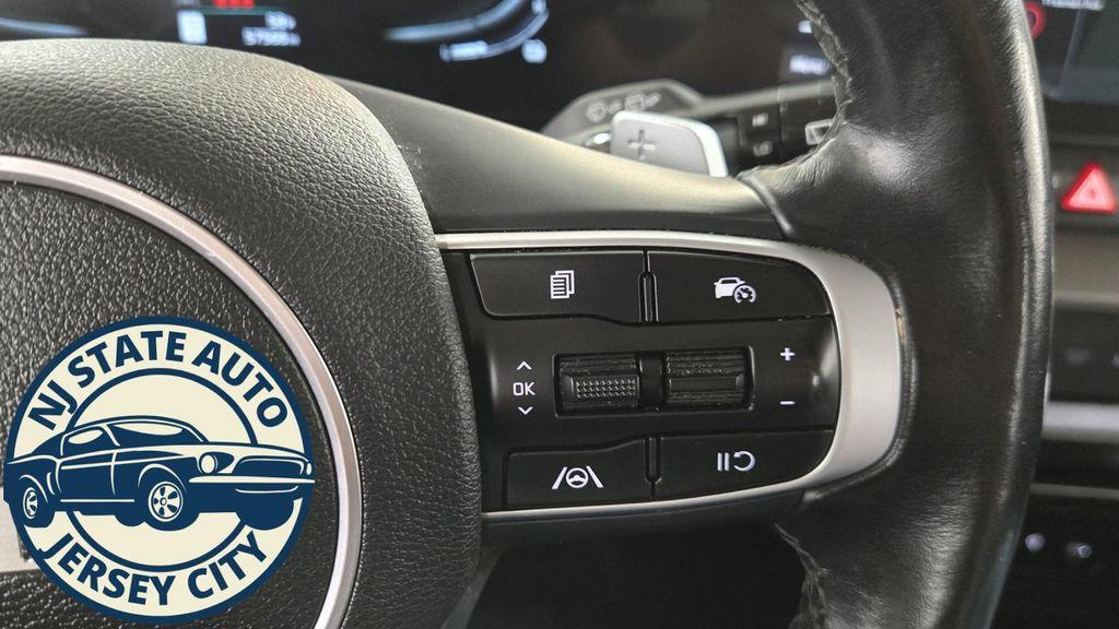 used 2023 Kia Sportage Hybrid car, priced at $20,175