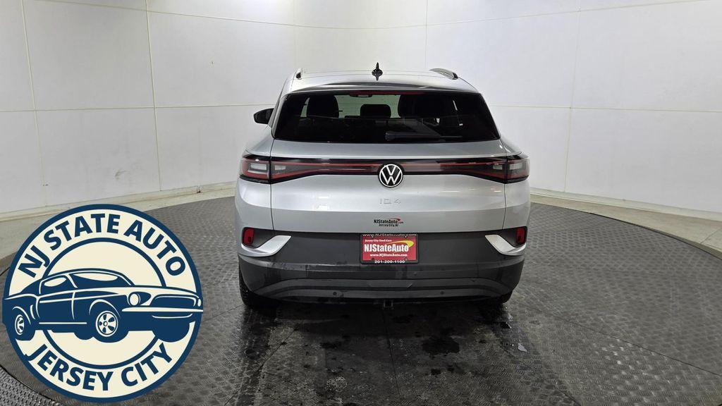 used 2022 Volkswagen ID.4 car, priced at $18,818