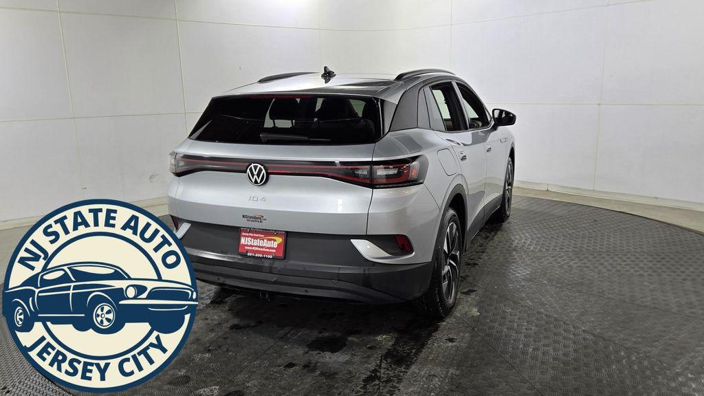 used 2022 Volkswagen ID.4 car, priced at $18,818