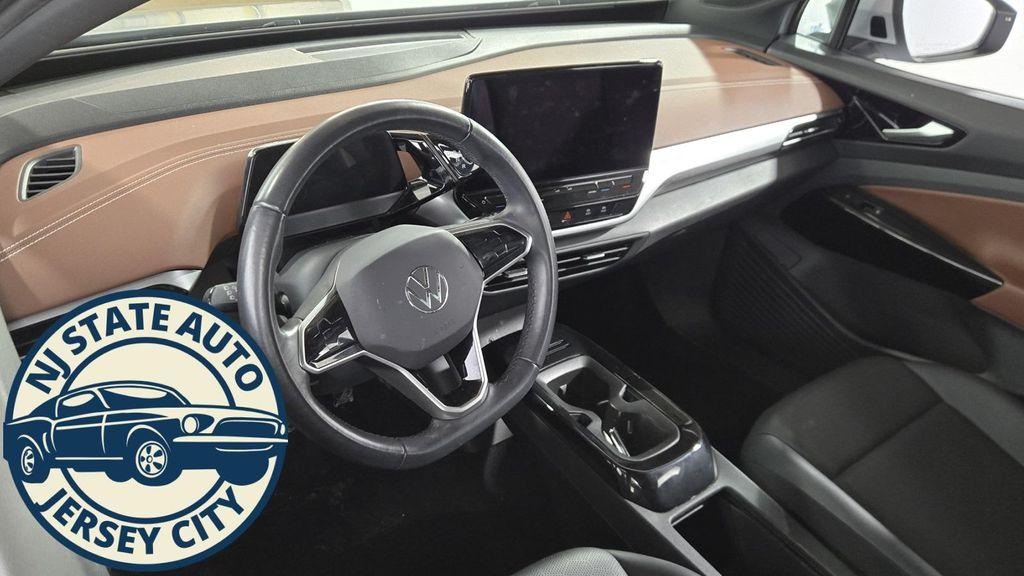 used 2022 Volkswagen ID.4 car, priced at $18,818