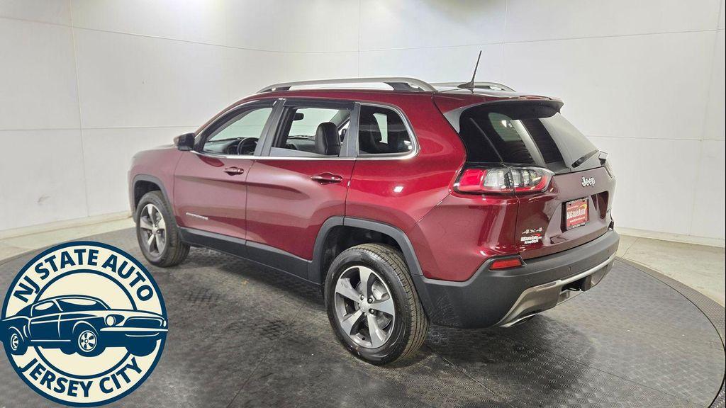 used 2019 Jeep Cherokee car, priced at $13,165