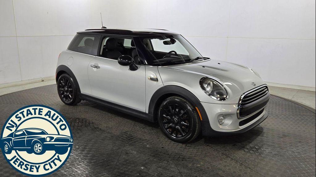 used 2019 MINI Hardtop car, priced at $13,535
