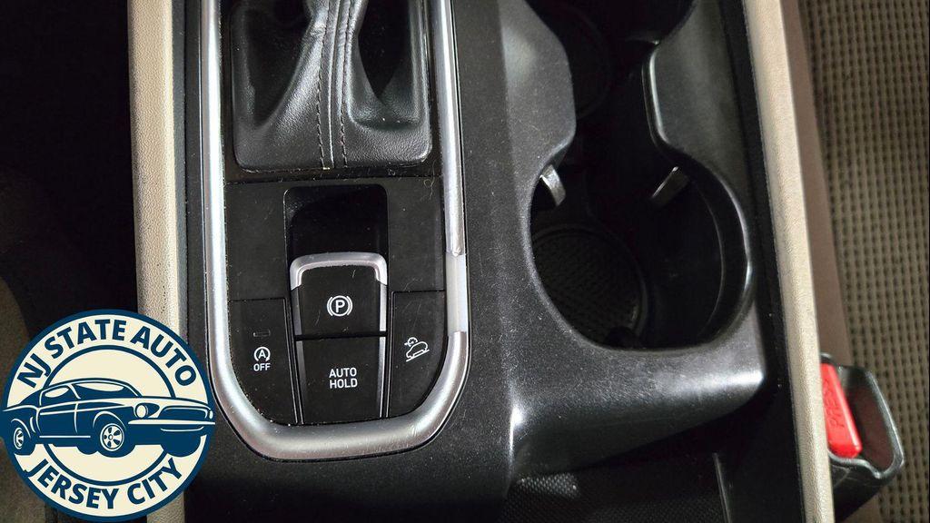 used 2020 Hyundai Santa Fe car, priced at $14,855