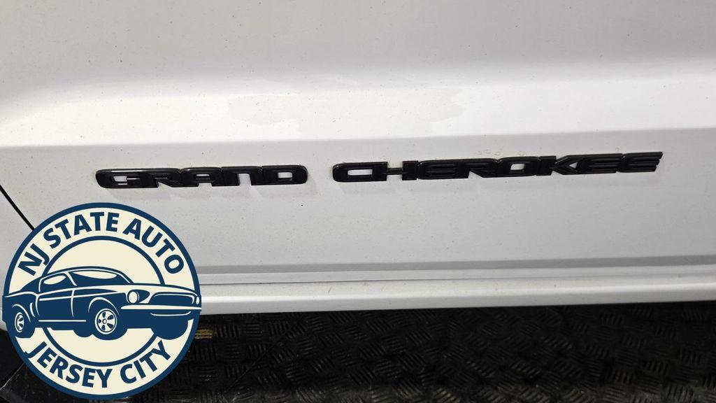 used 2019 Jeep Grand Cherokee car, priced at $17,100