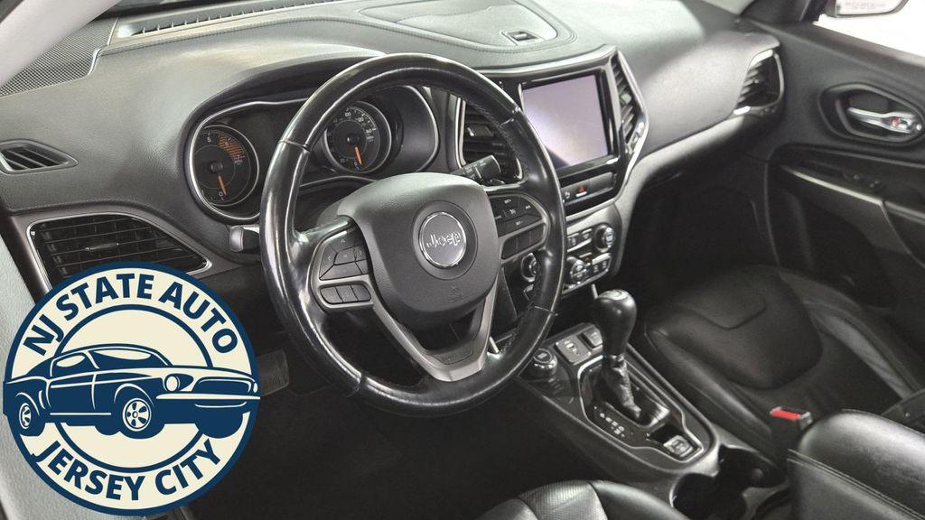 used 2020 Jeep Cherokee car, priced at $15,785