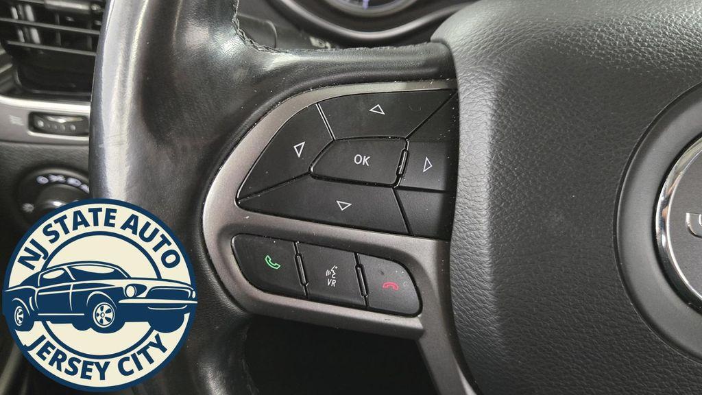 used 2020 Jeep Cherokee car, priced at $15,785